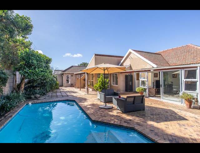 5 BEDROOM HOUSE FOR SALE IN MEADOWRIDGE